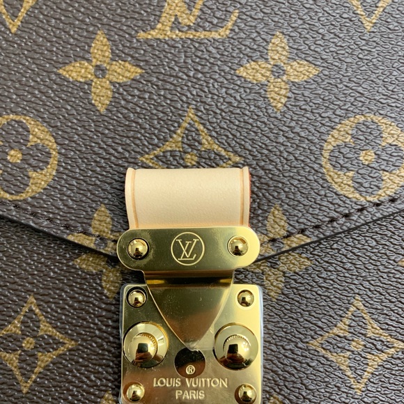 NWT Louis Vuitton Pochette Métis - Picture 3 of 8